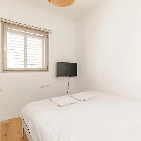 Breezhouse Mamad Jonah Beach Residence Tel Aviv Exterior photo
